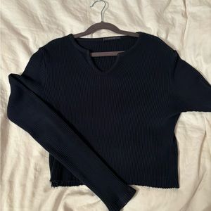 Brandy Melville sweater